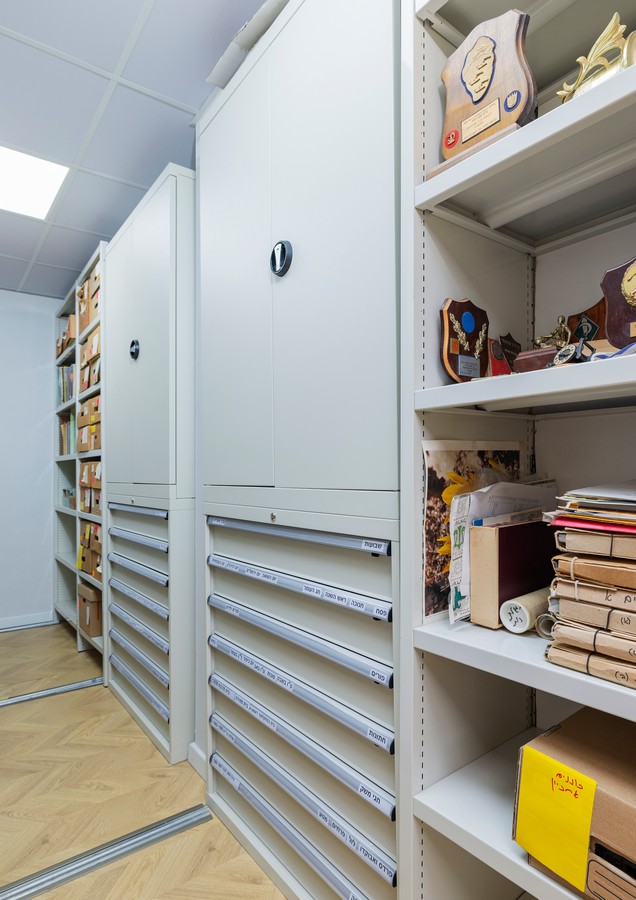 מערכת קומפקטוס לארכיון